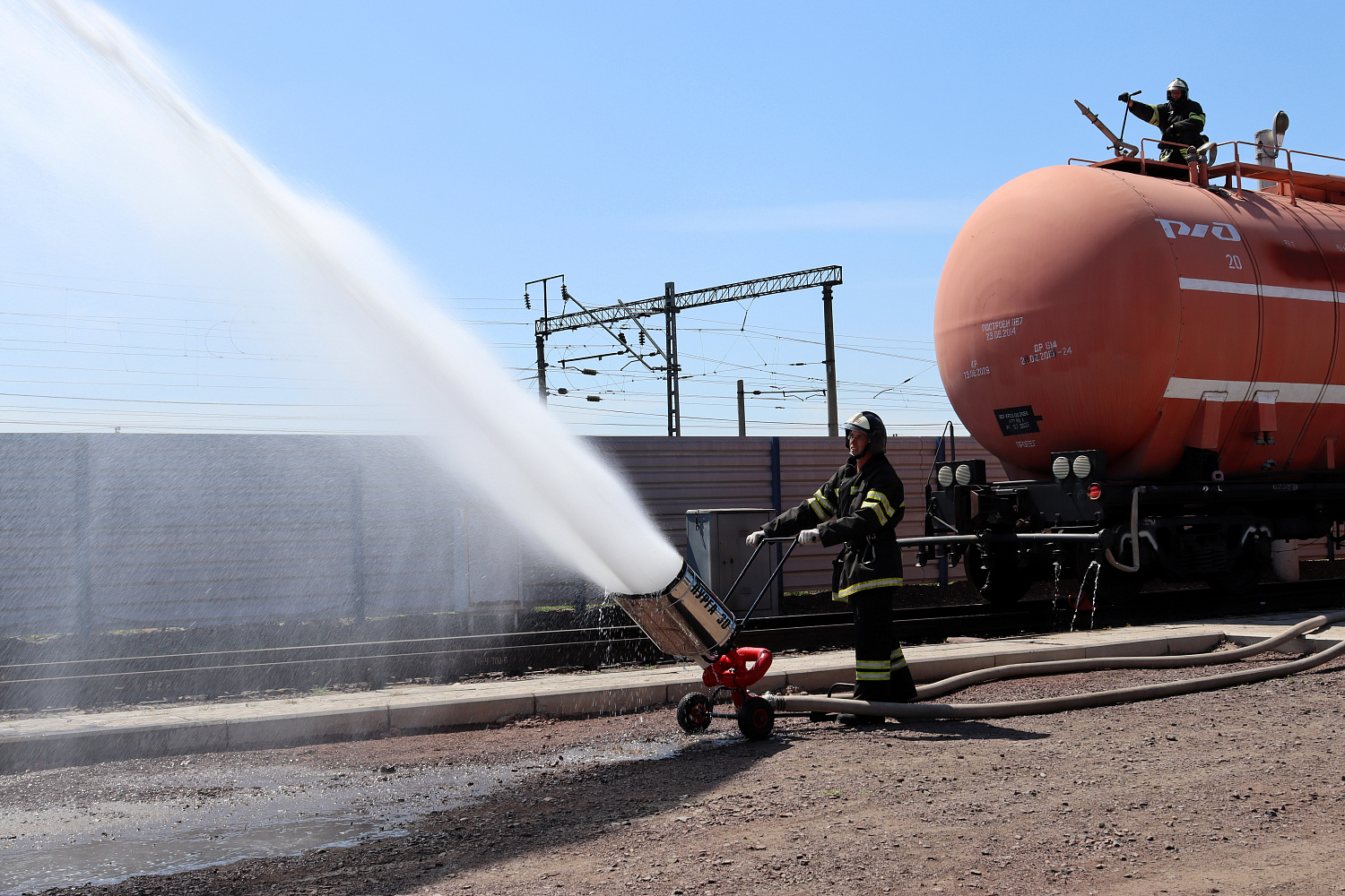 Тушение пожаров и ликвидация ЧС